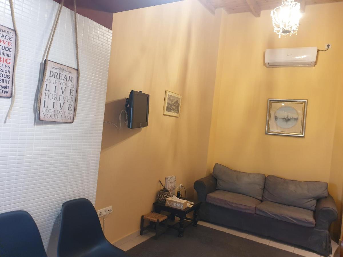 Angeliki's Apartment Athena Bagian luar foto
