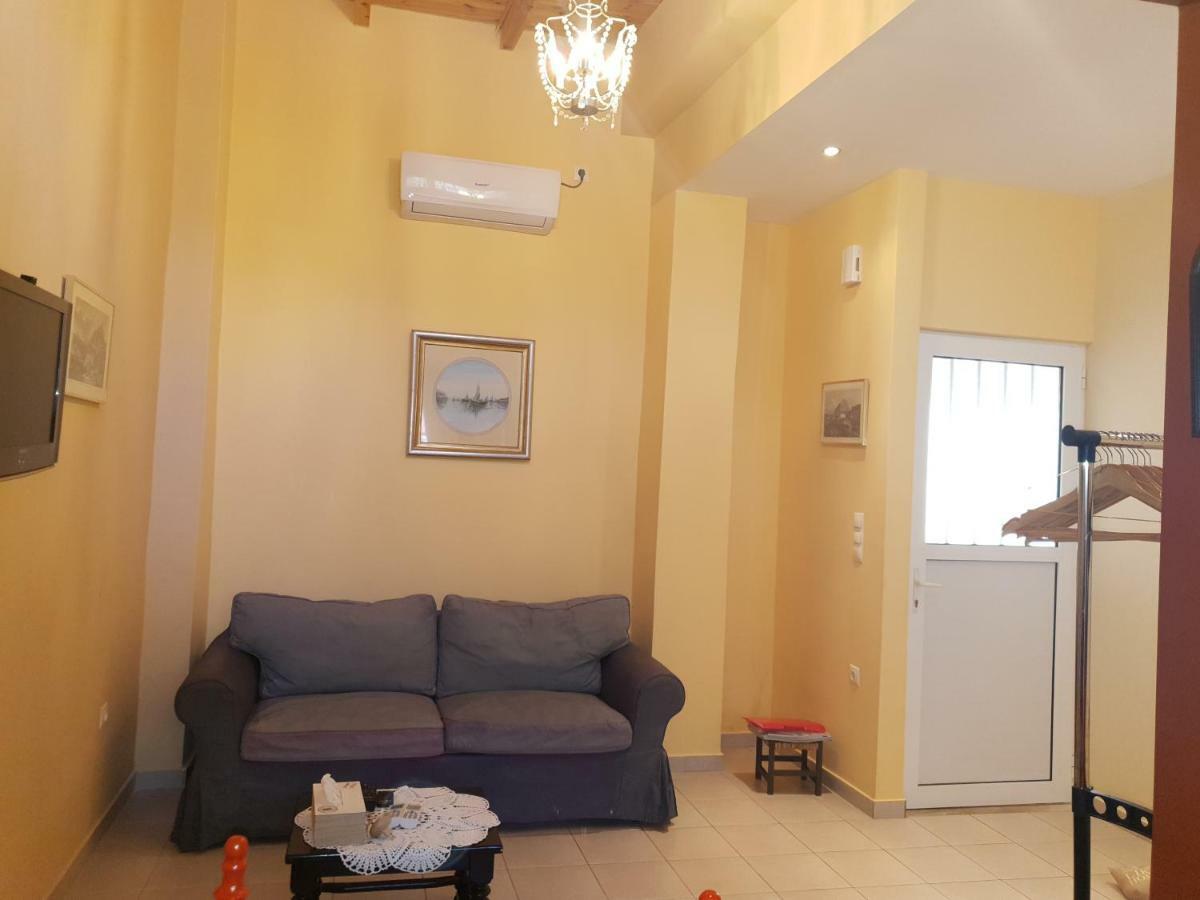 Angeliki's Apartment Athena Bagian luar foto